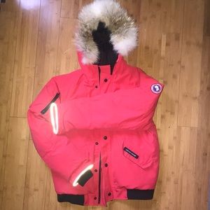Canada Goose Rundle Bomber Youth size XL (18)